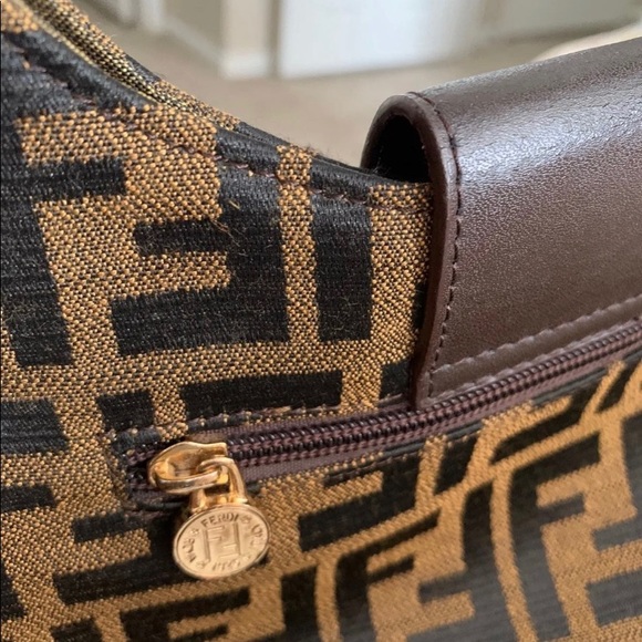Used Fendi Bag - Picture 4 of 5